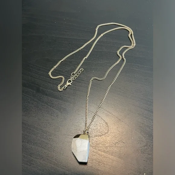 Necklace - Picture 2 of 3